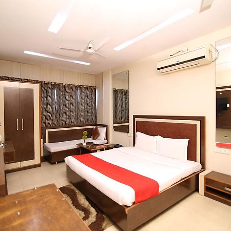 Hotel Pappan Plaza Palwal 外观 照片
